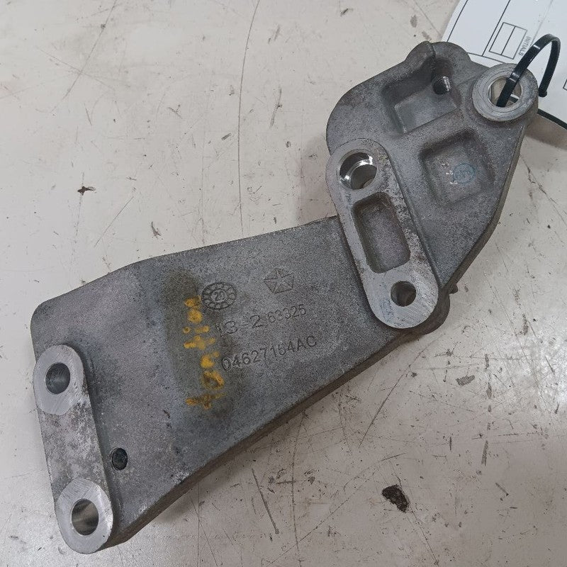 Jeep Renegade 2.4 Belt Tensioner Mount Bracket 2023 2022 2021 2020 OEM