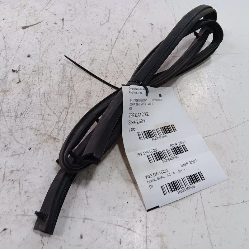 Nissan Kicks Cowl Vent Panel Hood Rubber Seal  2021 2022 2023 2024 OEM