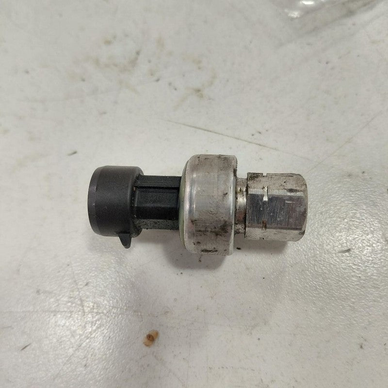 Buick Encore AC Pressure Sensor 1.4 2020 2019 2018 OEM