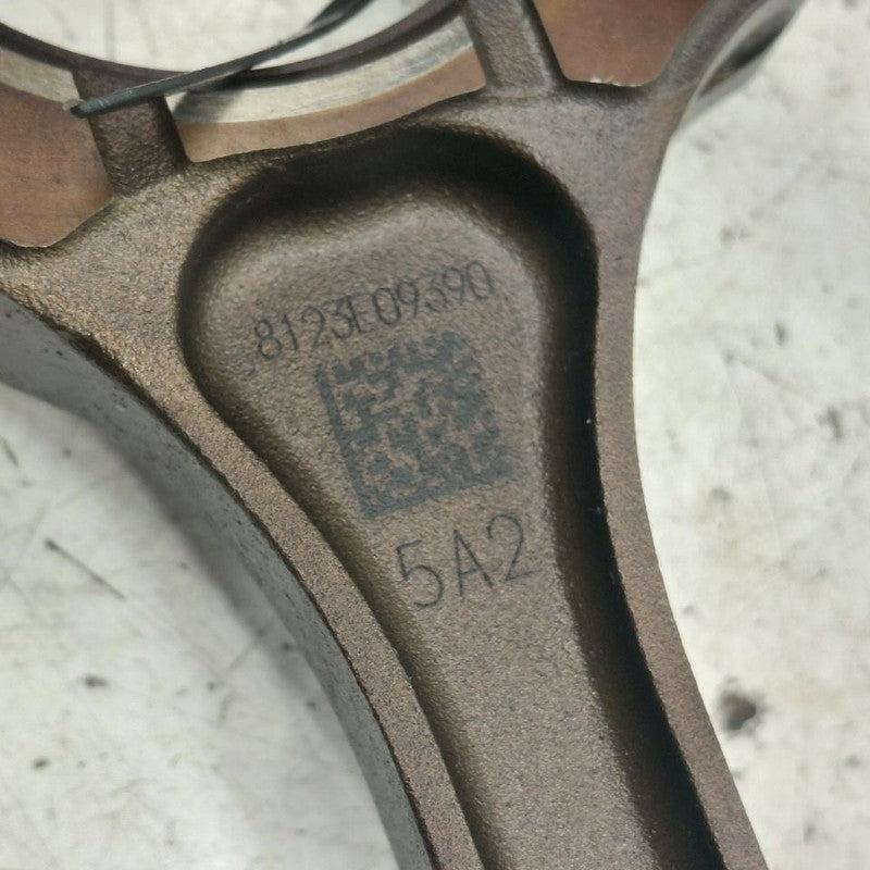 Honda CR-V Single Piston With Connecting Rod   2.4 2019 2018 2017