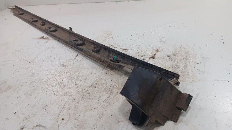 Subaru Forester Rocker Panel Trim Cover Molding Skirt Right Passenger Side  2017