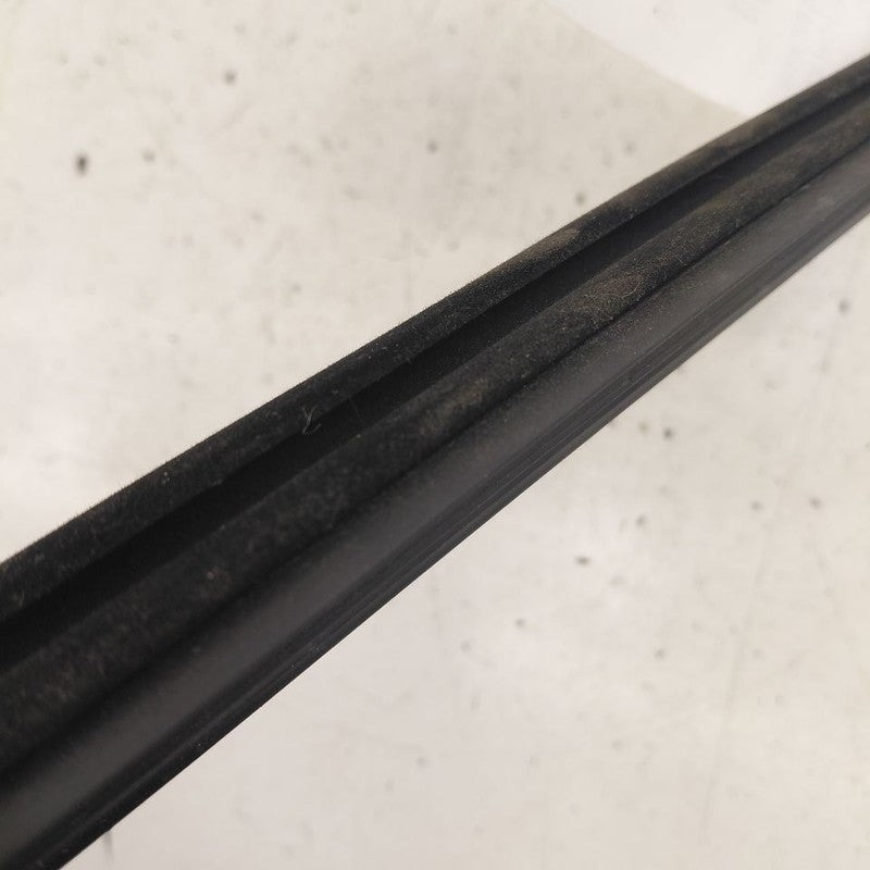 Honda Clarity Left Front Weather Strip Interior  2018 2019 2020