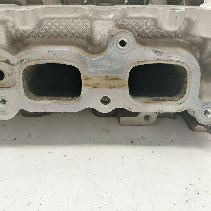 Engine Cylinder Head Fits 16-19 Chevy Volt OEM