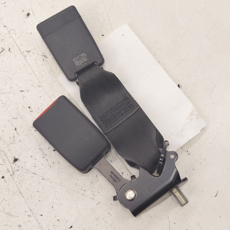Mazda 6 Seat Belt Buckle Latch Right Passenger Rear Back  2018 2019 20
