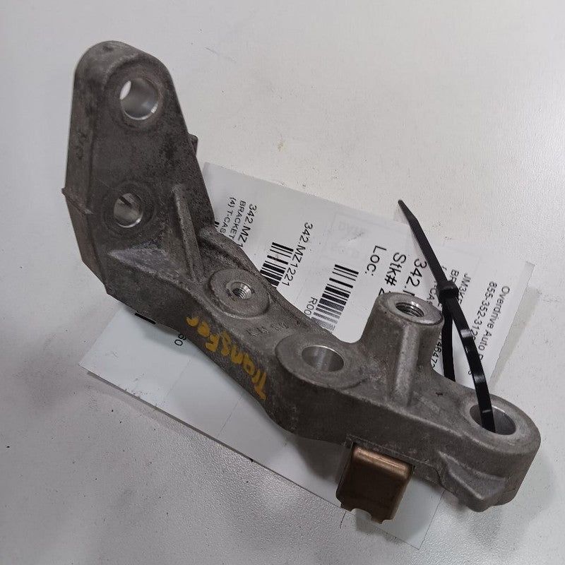 Mazda CX-5 Transfer Case Mount Bracket 2.5L 2023 2022 2021 2020 OEM