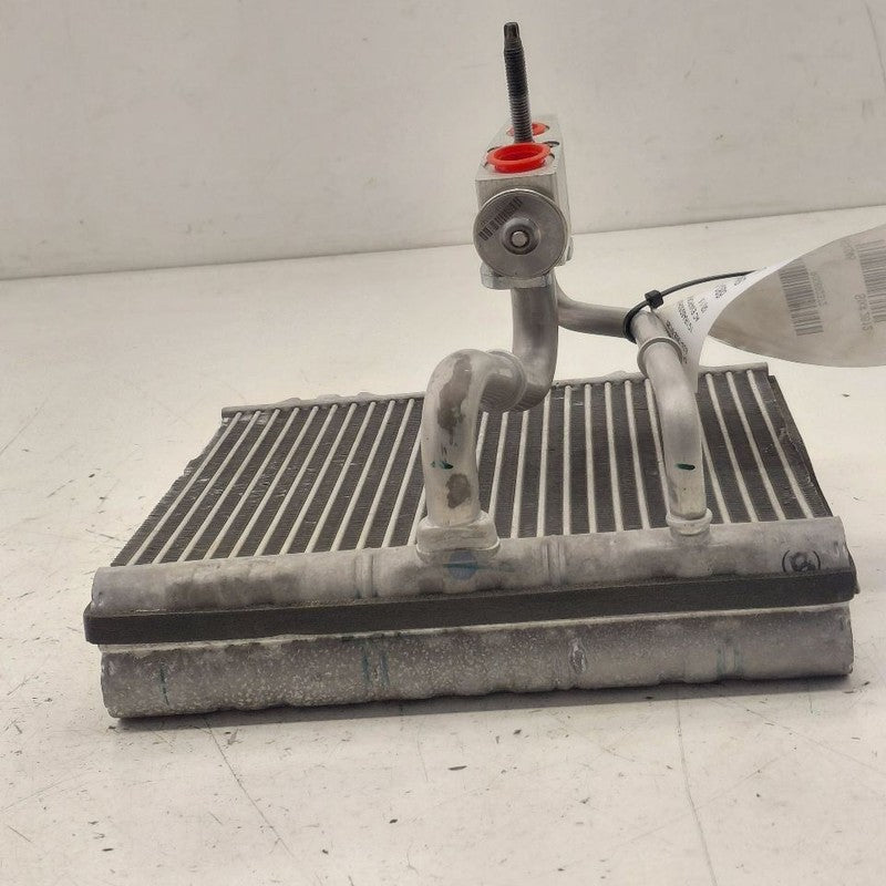Air Conditioning AC Evaporator Fits 17-19 Chevy Volt