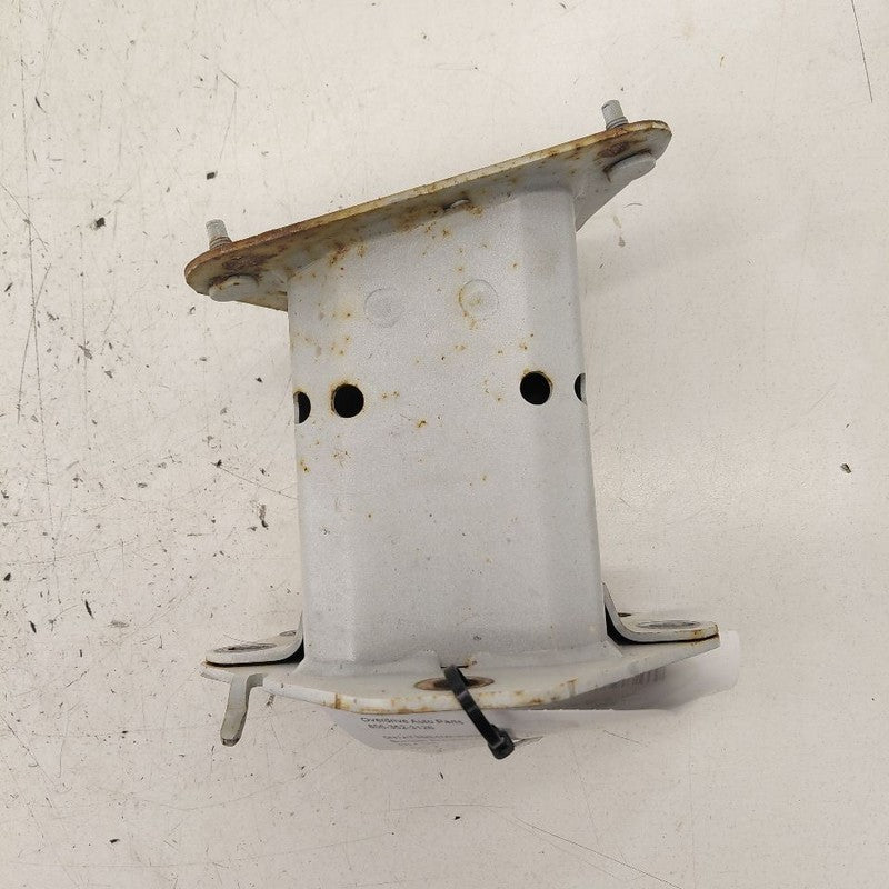 Nissan Rogue Bumper Mount Bracket Left Driver Side Rear  2021 2022 202