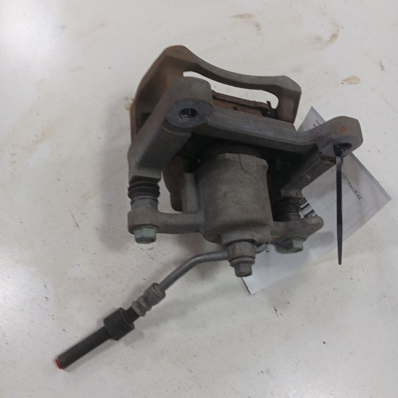 Passenger Right Rear Brake Caliper Fits 21-23 Chevy Trailblazer OEM