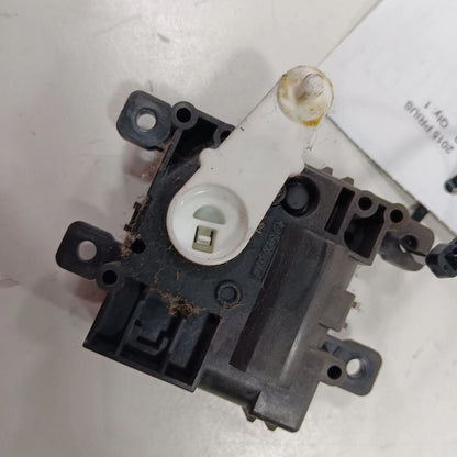 Toyota Prius C Flap Door Motor Heater AC Door Actuator  2017 2016 2015 2014 2013