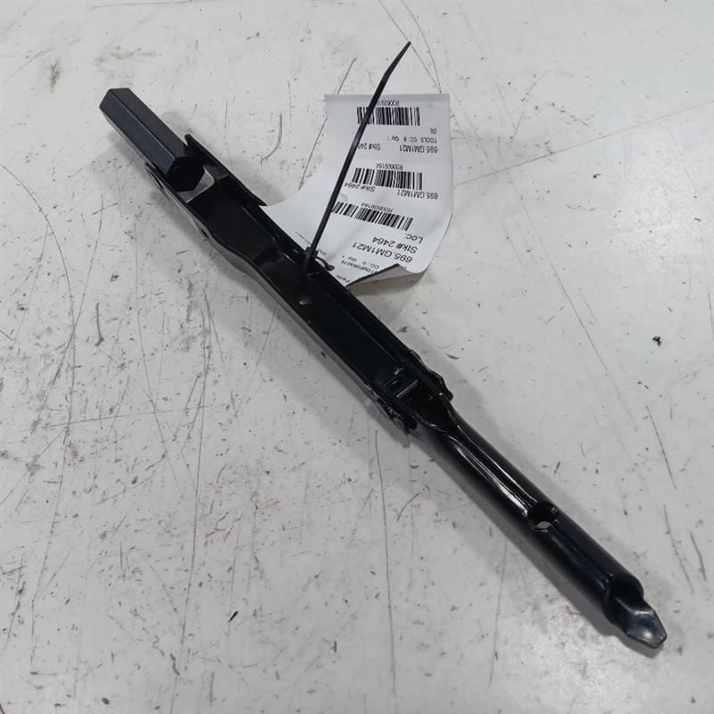 Chevy Malibu Spare Tire Changing Wrench Tool  2019 2020 2021 2022 2023 2024