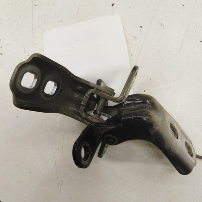 Cadillac XTS Door Hinge Set Right Front Passenger      2016 2017 2018