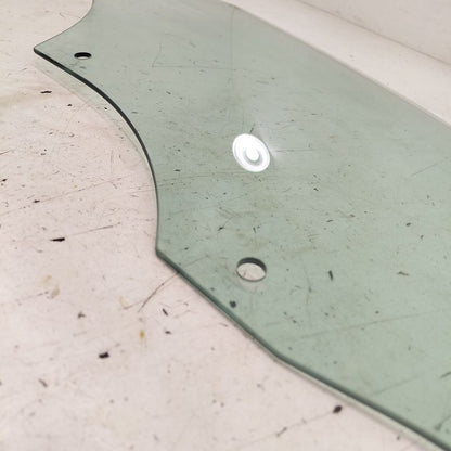 Passenger Right Front Door Glass Window VIN L 1st Digit LWB Fits 16-18