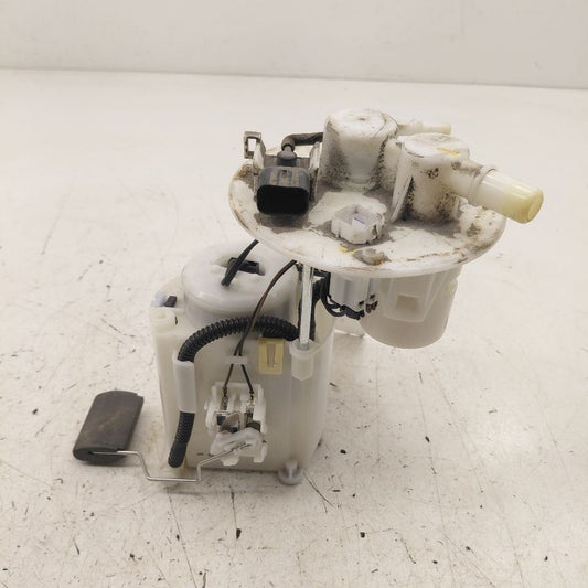 Gas Fuel Pump Assembly Tank Mounted Fits 16-17 Hyundai Veloster