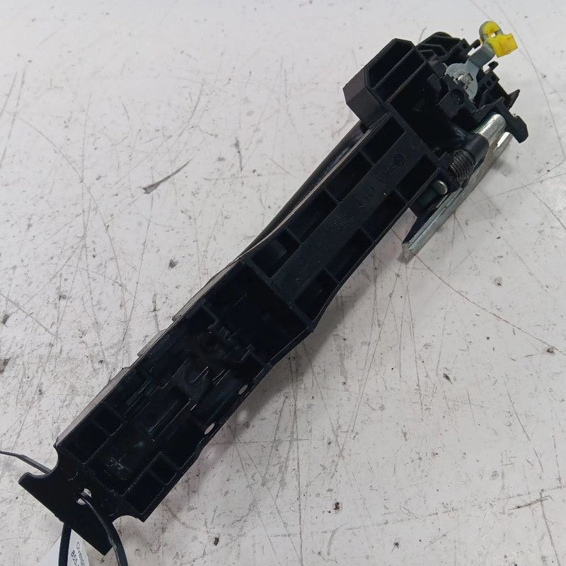 Driver Left Front Door Handle Exterior Moulded In Black 18-23 Nissan Kicks