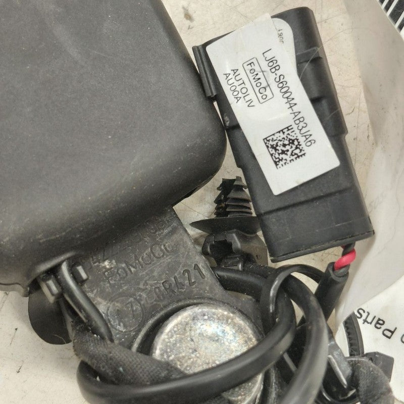 Ford Escape Seat Belt Buckle Latch Right Passenger Rear Back  2020 202