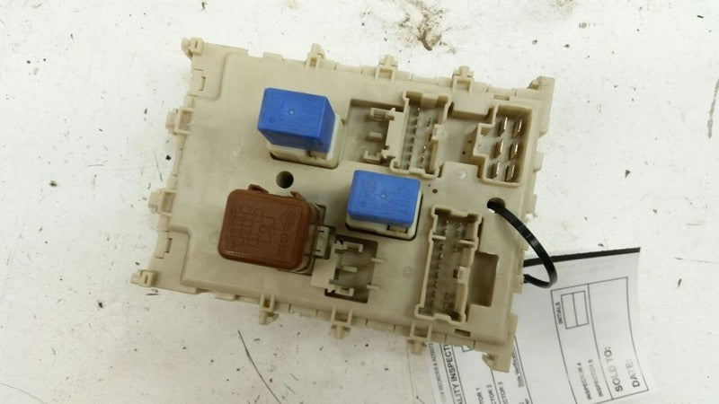  2006 Nissan Sentra Cabin Fuse Box Interior Inner Under Dash 2002 2003 2004 2005