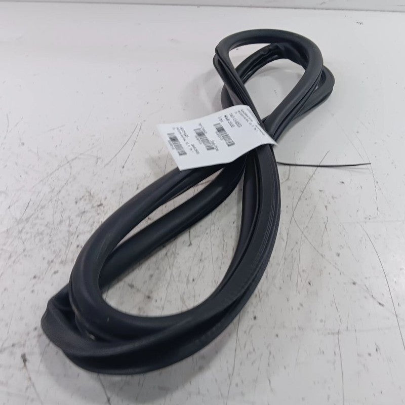 Jeep Compass On Body Door Jamb Seal Rear Right Passenger Back  2018 2019 2020 20