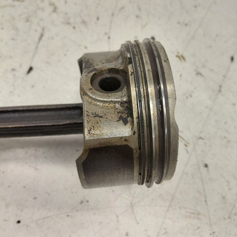 Hyundai Veloster Single Piston With Connecting Rod   1.6 2017 2016 201