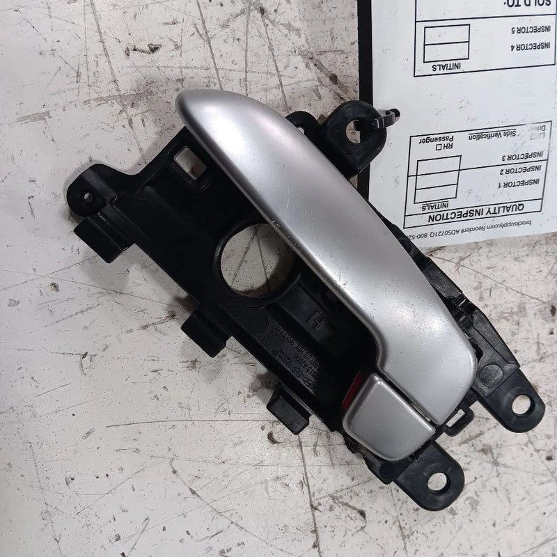 Kia Forte Door Handle Left Driver Front Interior Inside  2015 2016 201