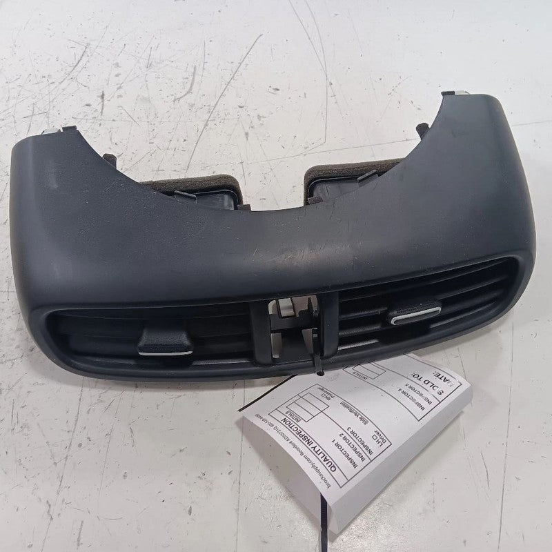 Kia Soul Dash Air Vent Center Middle  2017 2018 2019