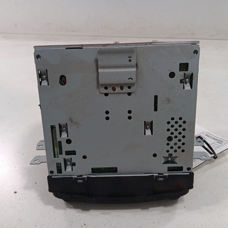 Audio Equipment Radio AM-FM-stereo-CD-MP3 US Market 15-17 Hyundai Accent