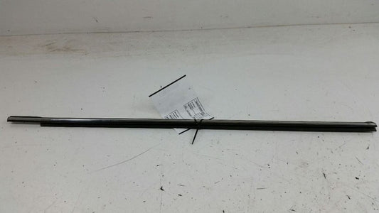 Chevy Impala Door Glass Window Weather Strip Trim Front Right Passenger 2008 