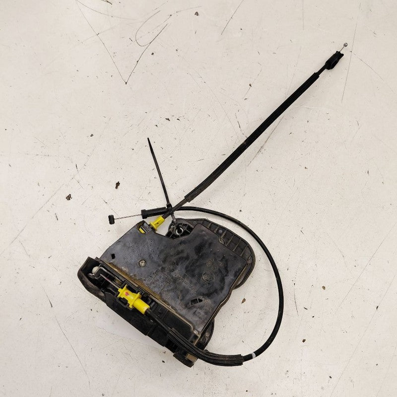 Cadillac XTS Door Latch Lock Left Driver Rear      2016 2017 2018