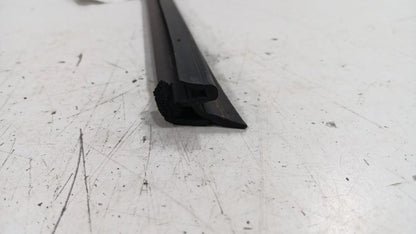 Hyundai Sonata Right Front Weather Strip Interior 2011 2012 2013 2014