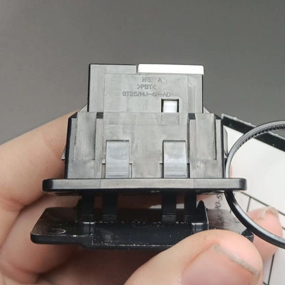 Nissan LEAF Aux Port 2013 2014 2015 2016 2017