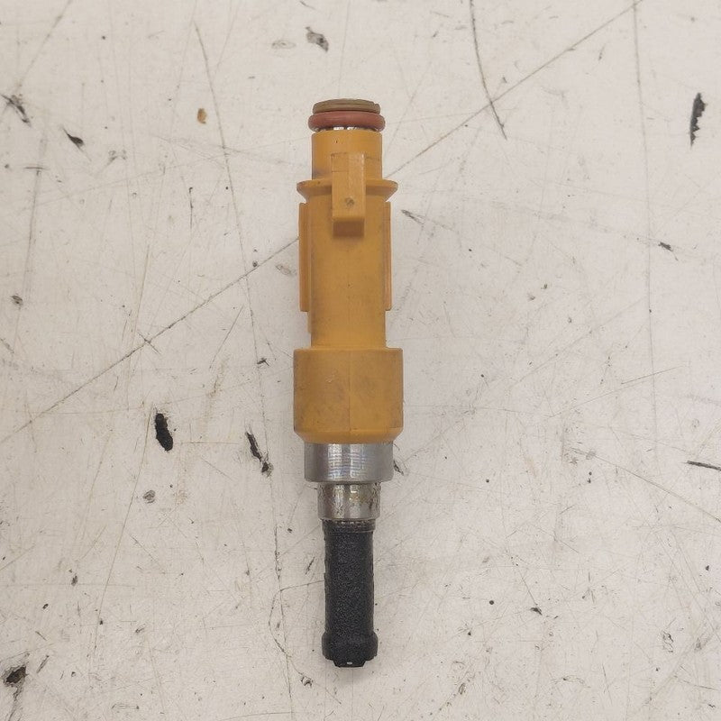 Upper Fuel Injection Injector Fits 18-21 Lexus NX300