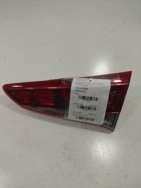 Passenger Right Rear Tail Light Brake Lamp Incandescent 16-18 Hyundai 