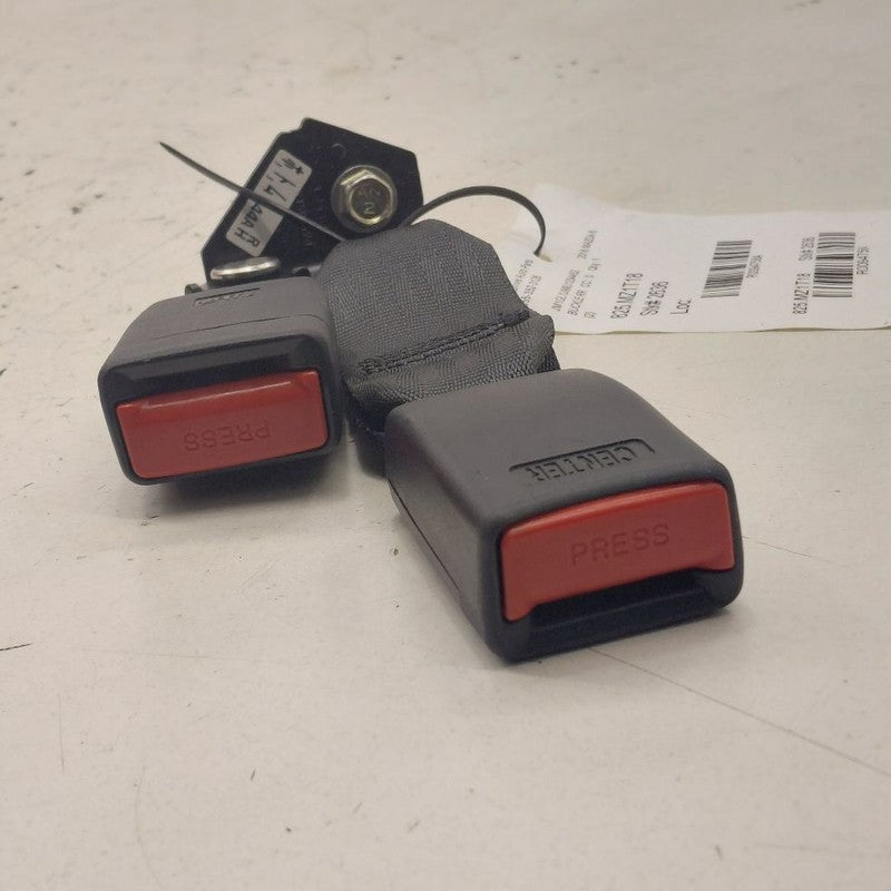Mazda 6 Seat Belt Buckle Latch Right Passenger Rear Back  2018 2019 20
