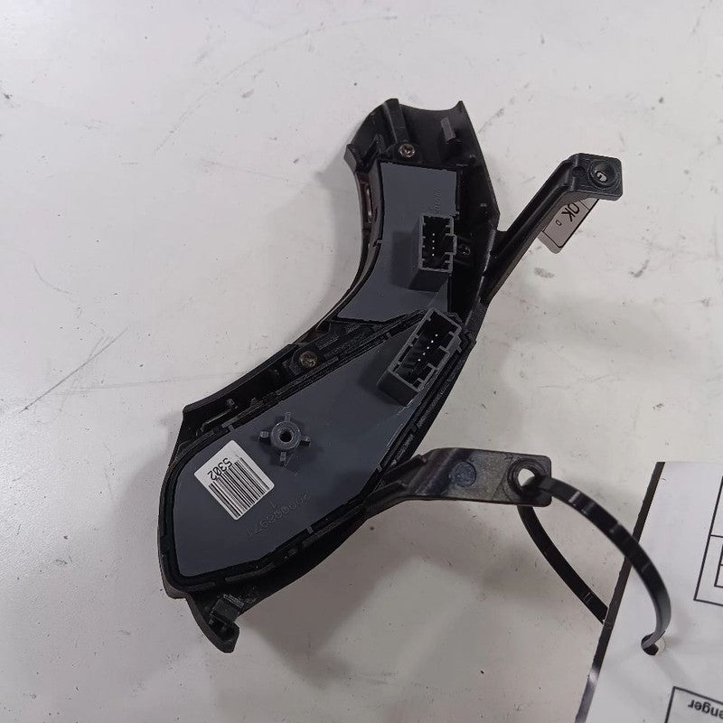 Hyundai Elantra Column Switch Blinker Signal Wiper Mount Bracket  2017