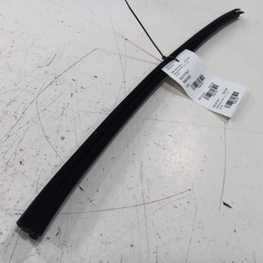 Hyundai Accent Right Rear Weather Strip Interior 2014 2015 2016 2016 2017