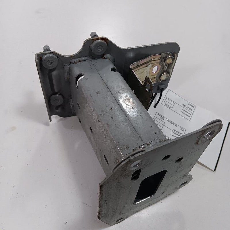 Nissan Sentra Bumper Mount Bracket Left Driver Side Front  2023 2022 2021 2020