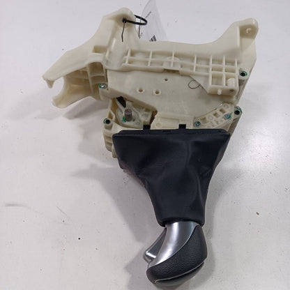 Hyundai Elantra Transmission Gear Shifter  2017 2018 2019 2020 OEM