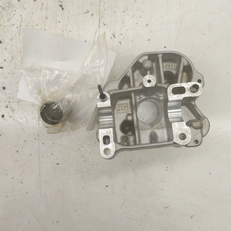 Buick Encore GX Fuel Pump Mount Bracket  1.3 2022 2023 2024 2025