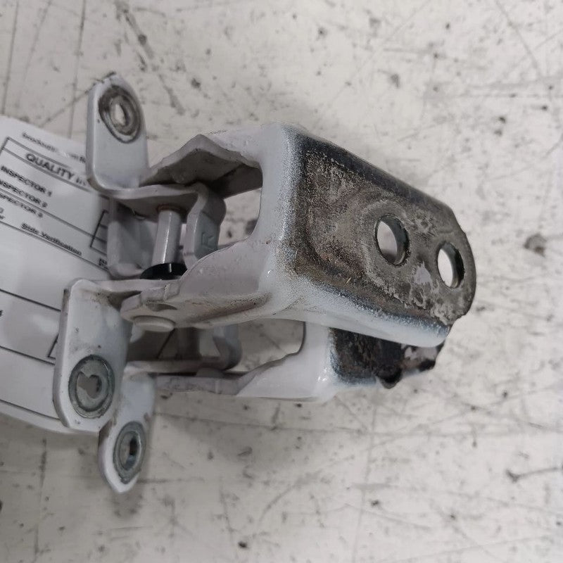 Nissan Kicks Door Hinge Set Right Front Passenger  2021 2022 2023 2024