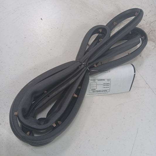 Chevy Trailblazer On Door Seal Rubber Right Passenger Front  2021 2022 2023 2024