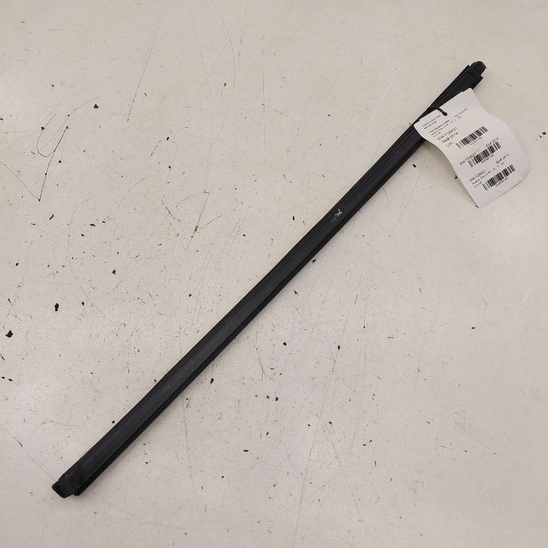 Ford Escape Right Front Weather Strip Interior  2020 2021 2022