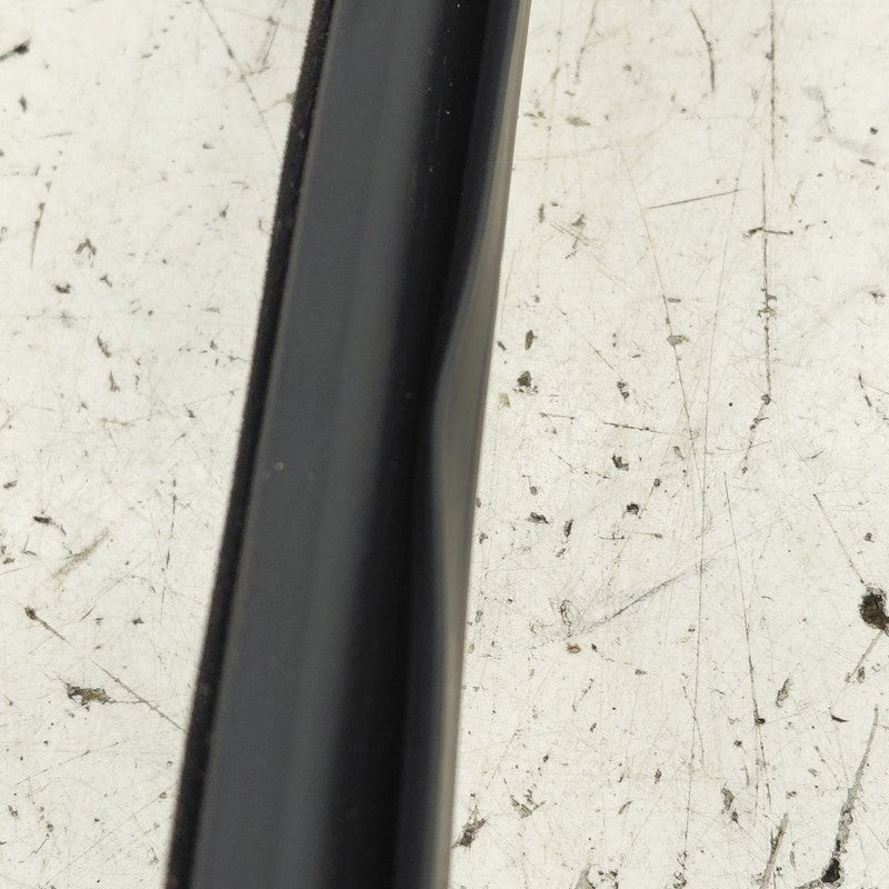 Kia Sorento Left Rear Weather Strip Interior  2018 2017 2016