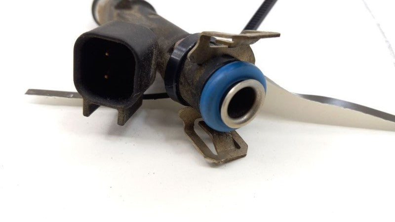 L50113250 Fuel Injection Injector 2.5L Fits 09-13 Mazda 6