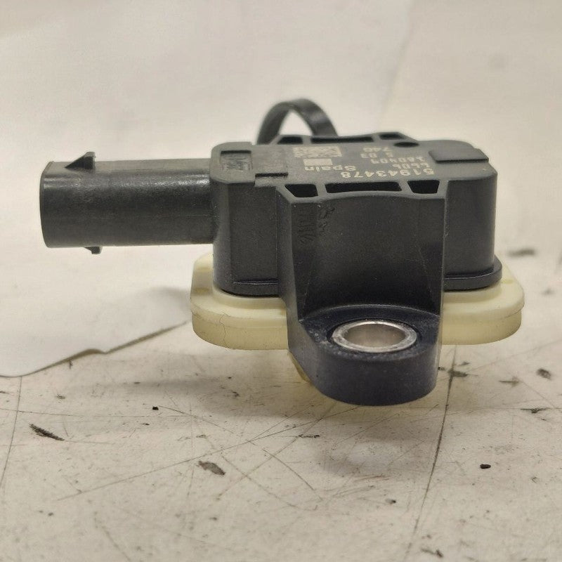 2018 Fiat 500 X Model Contact Sensor