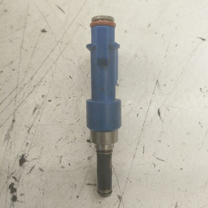 Upper Fuel Injection Injector Fits 22-25 Lexus NX350