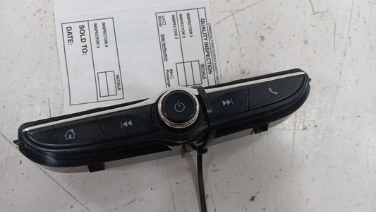 Audio Equipment Radio Control Panel Fits 18 EQUINOX OEM