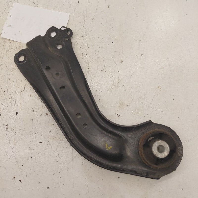 Left Rear Lower Control Arm Trailing Arm Fits 19-25 Toyota Corolla