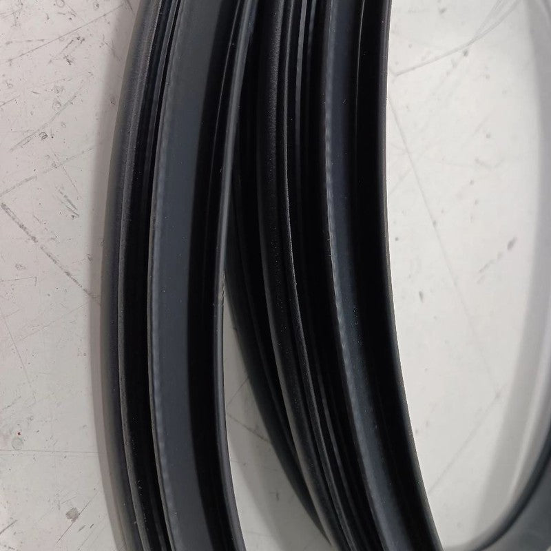 Hyundai Accent On Body Door Jamb Seal Rear Right Passenger Back 2014 2