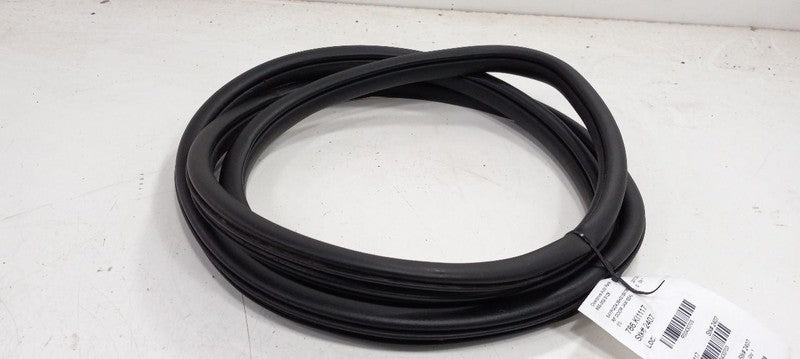 Kia Sorento On Body Door Jamb Seal Front Right Passenger 2016 2017 2018