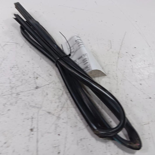 Ford Fiesta Door Glass Window Seal Rubber Right Passenger Front  2014 
