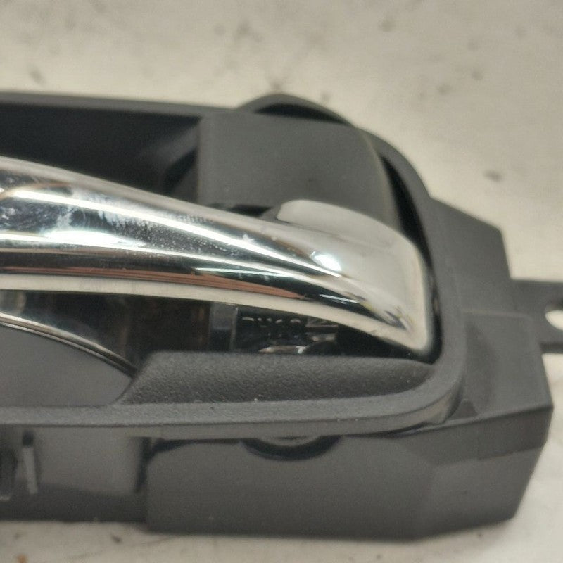 Nissan Murano Door Handle Right Passenger Front Interior Inside  2020 